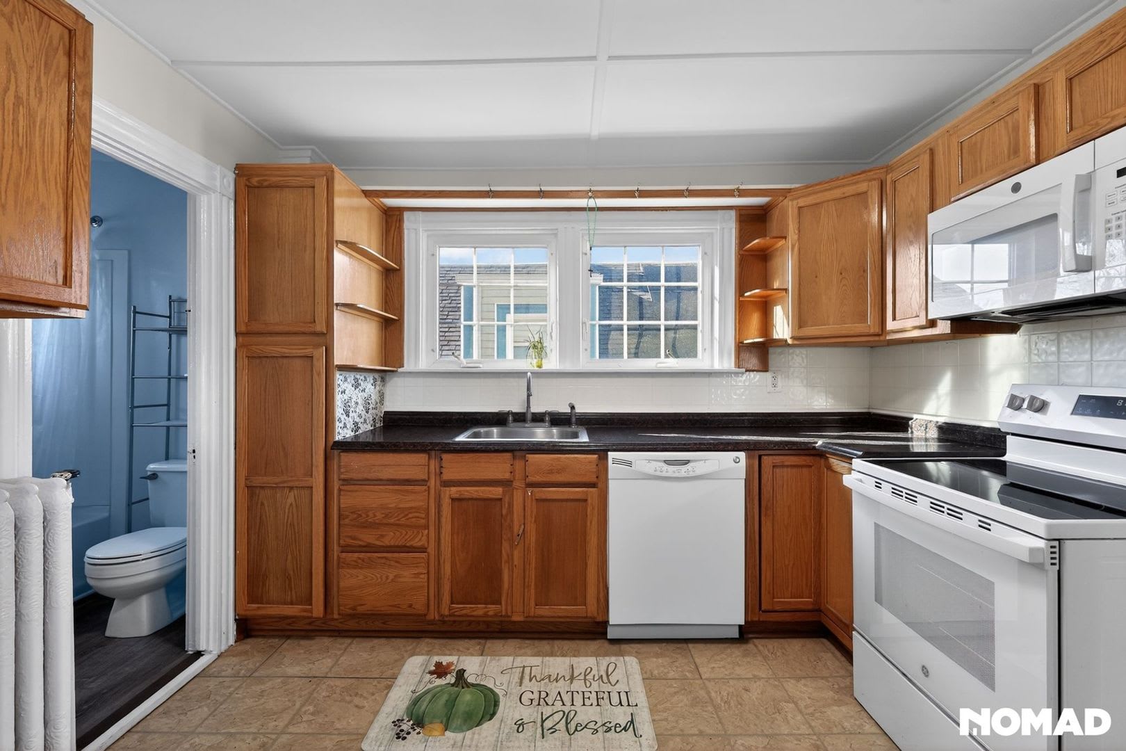 Charming 2BR apartment in Newport – photo 5