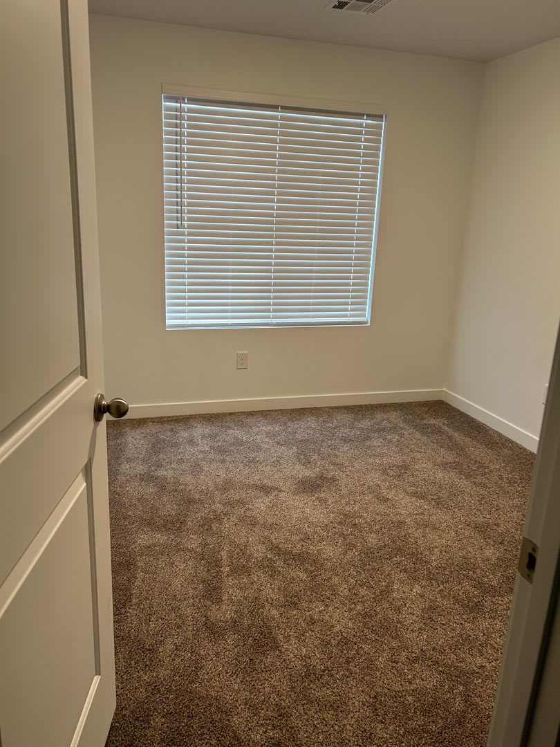 Charming Townhome – photo 3