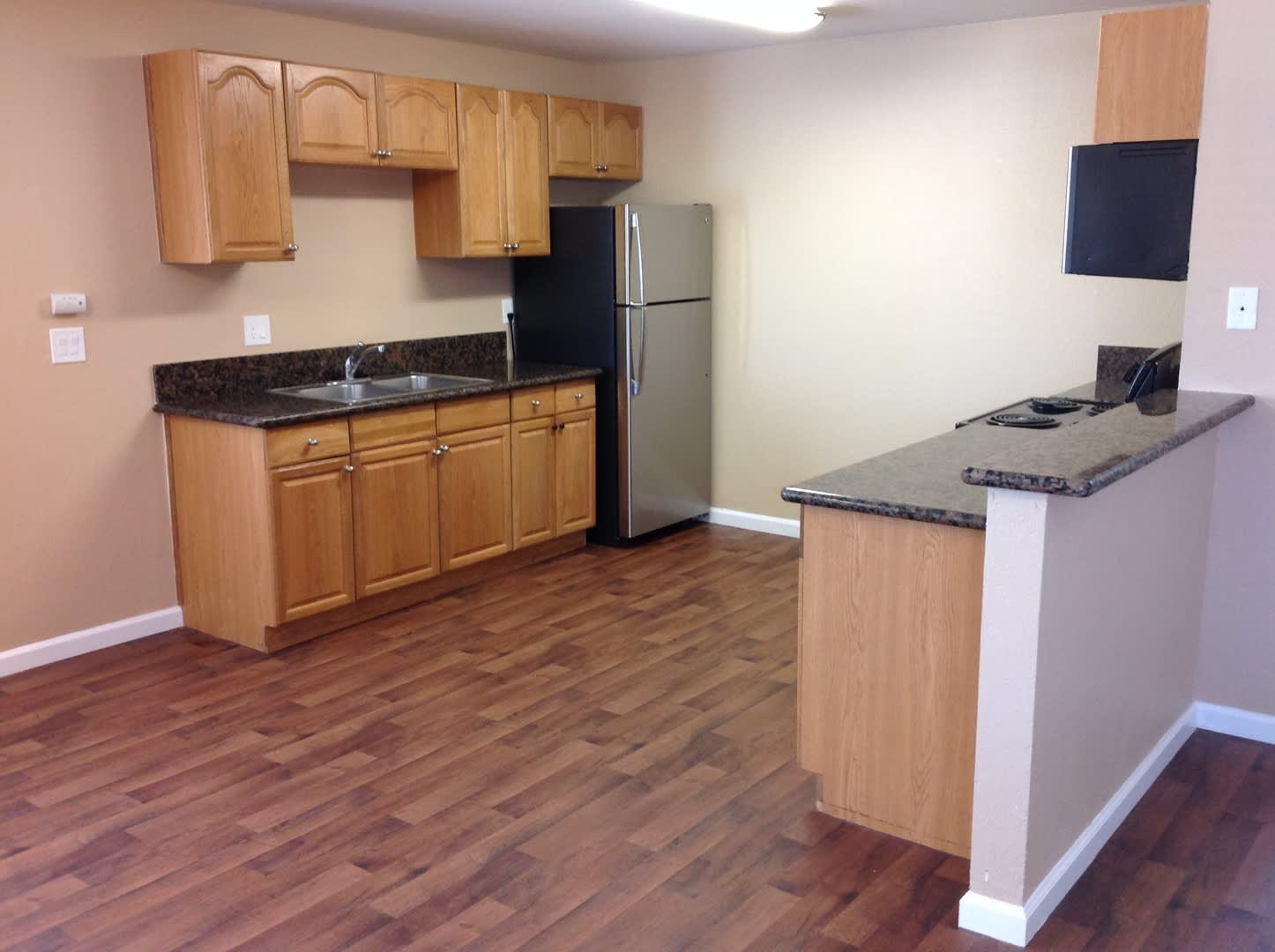 Apartments on Willie James Jones – photo 4