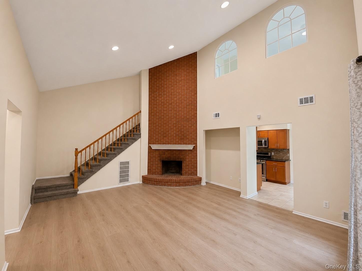 23 Weathervane Way – photo 3