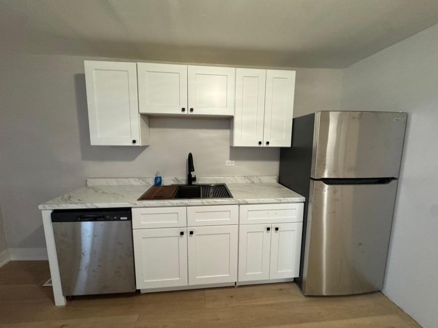 530 w 26th – photo 2