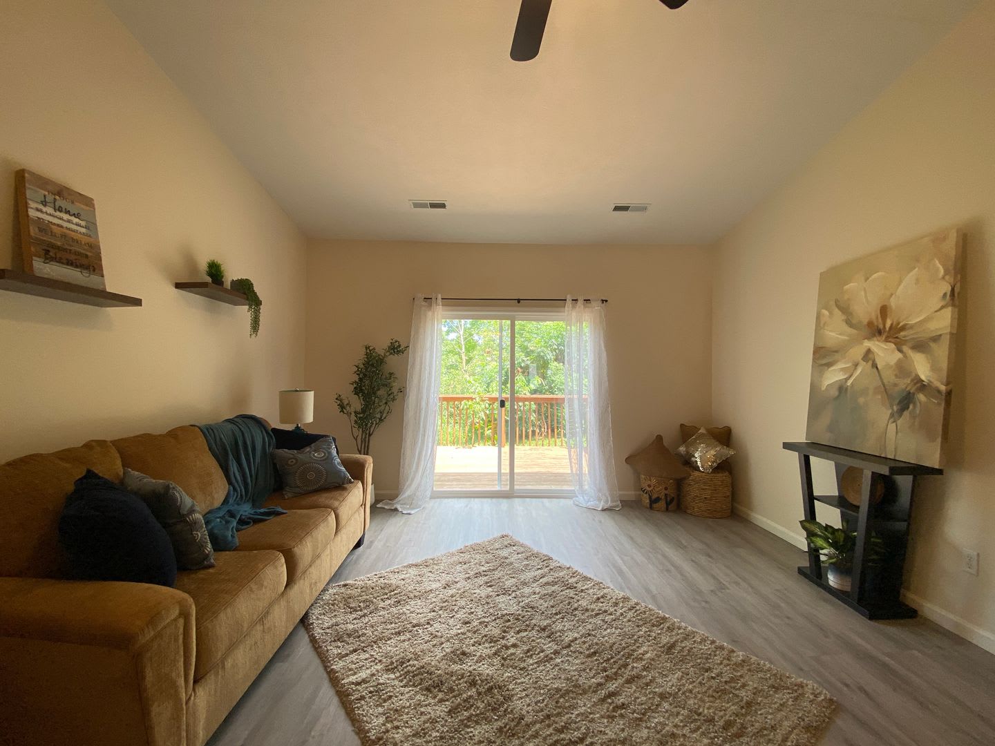 Modern 3 Bedroom Home on Bloomington's West Side – photo 4