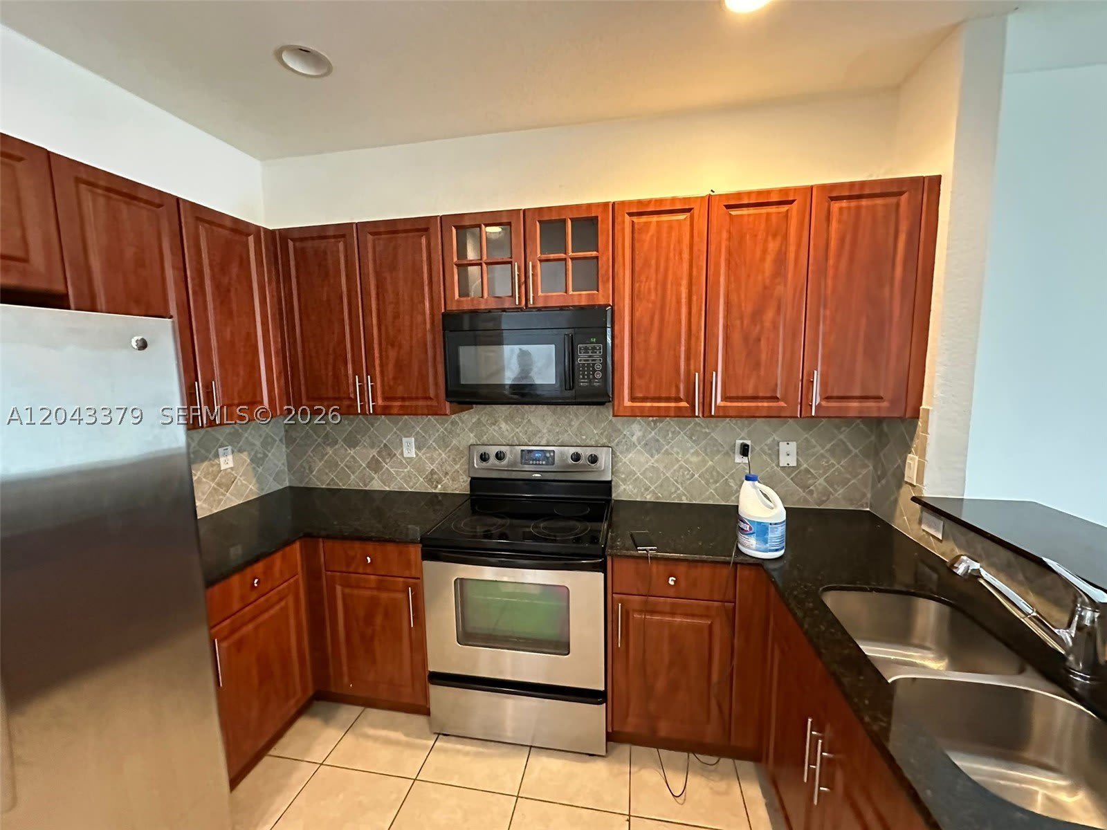 3595 NW 13th St – photo 1