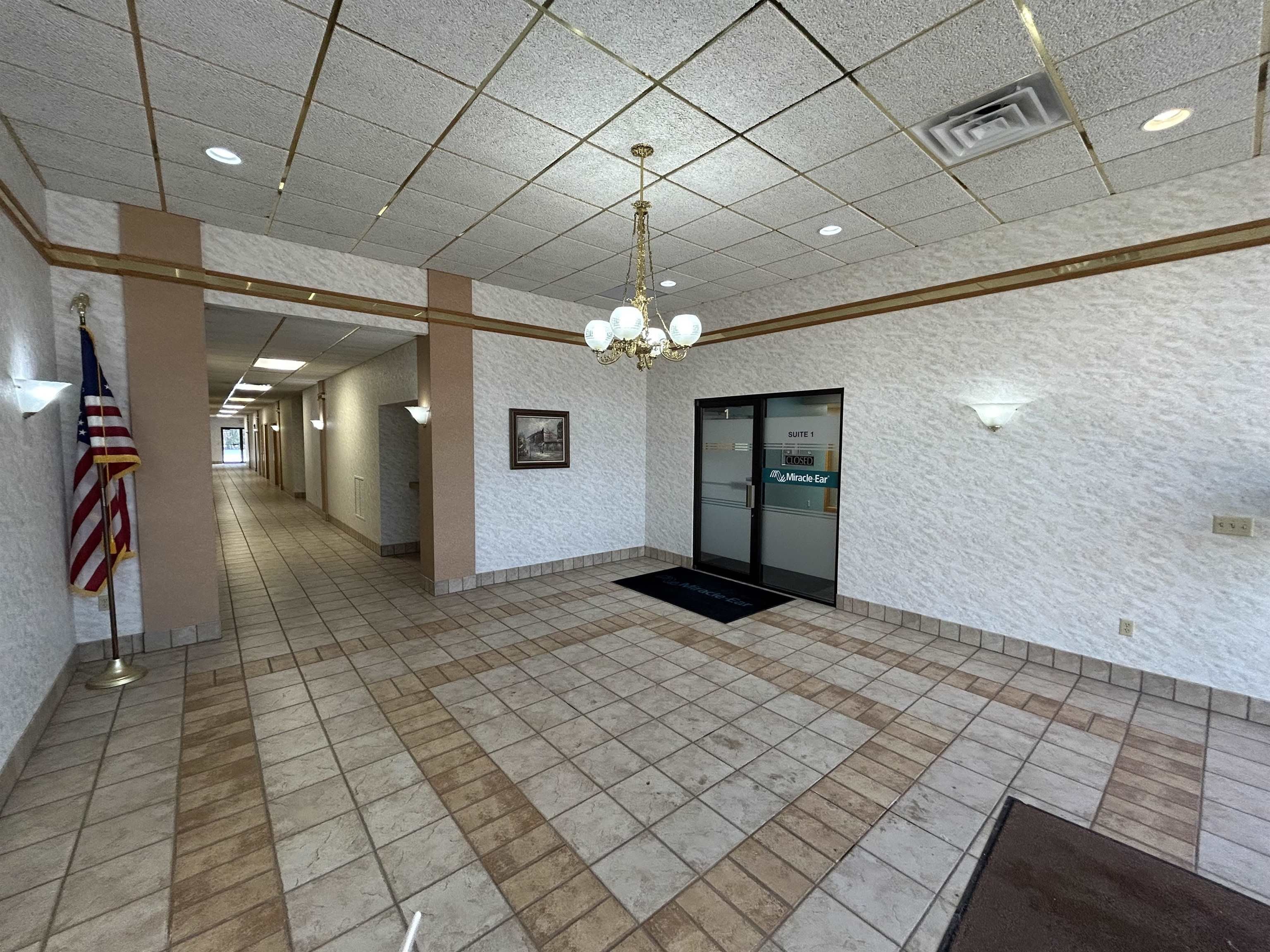 1820 POST ROAD – photo 5