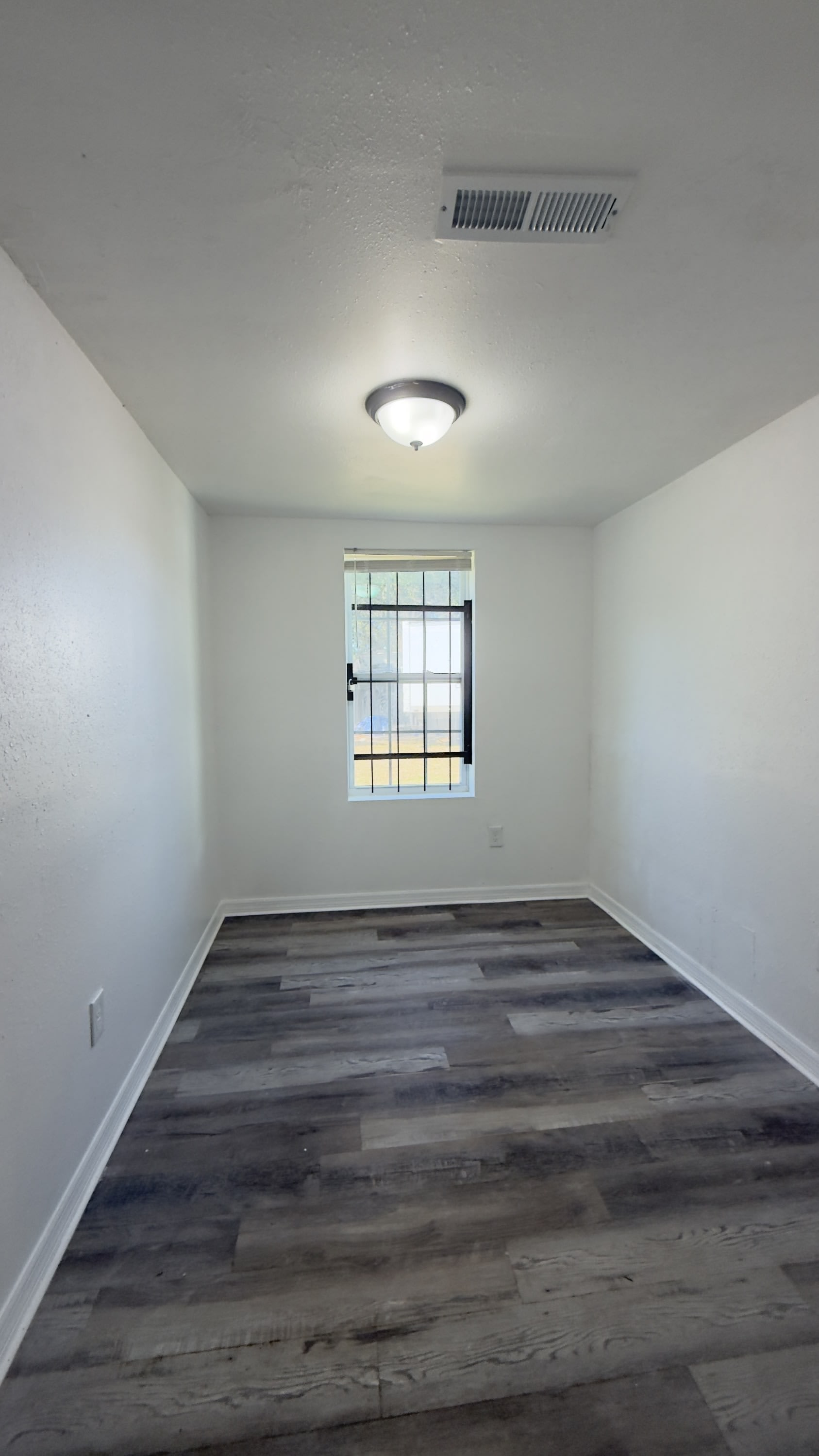 2185 Benedict Rd – photo 3