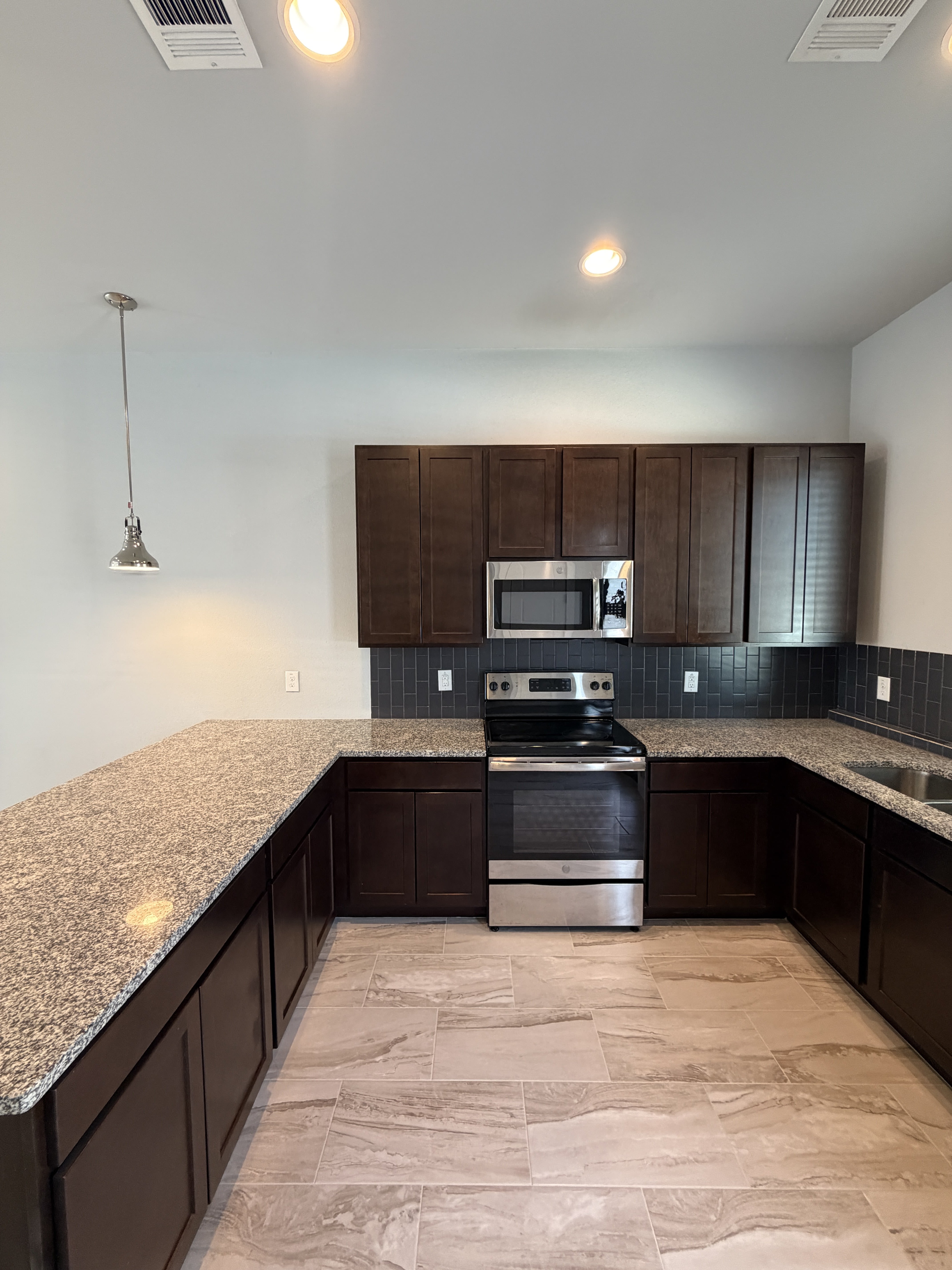 419 Cactus Street Unit 102 – photo 4