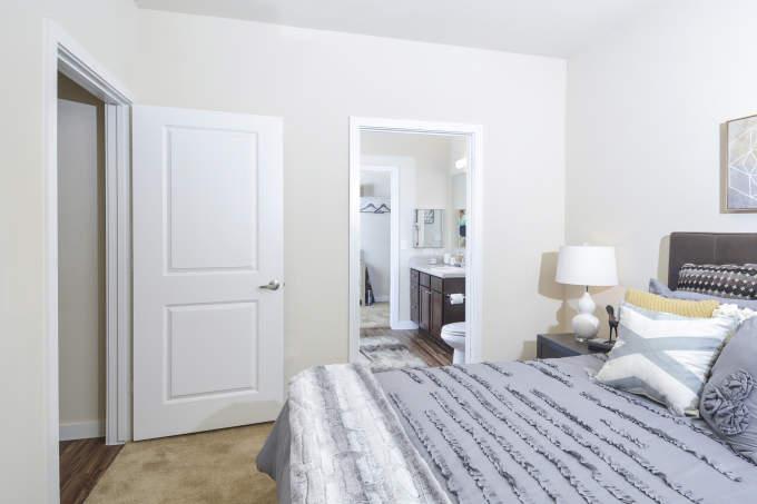 8712 Old Manor Rd, #110 – photo 4