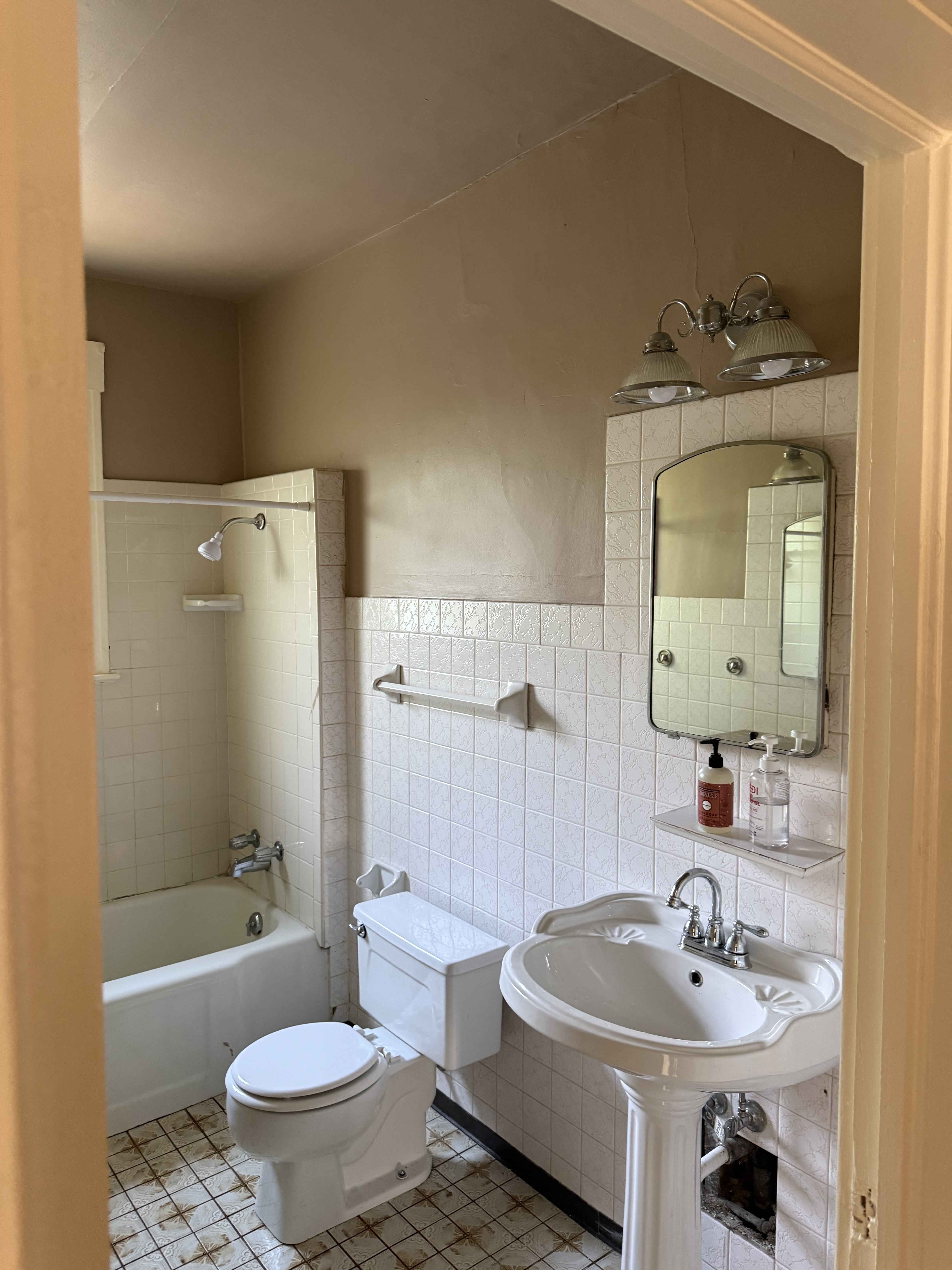 848 West William Street – photo 2
