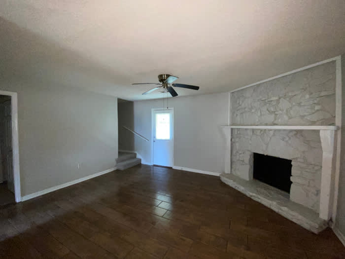 6360 Raible Drive – photo 4
