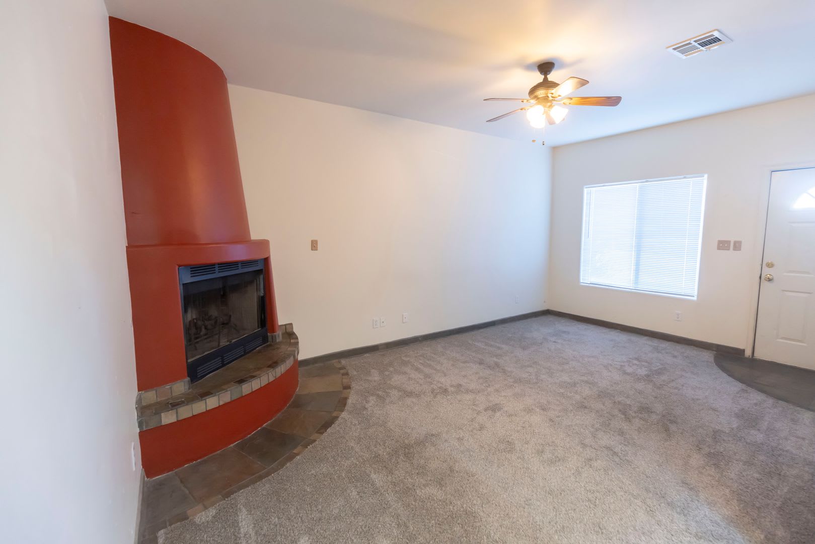 1635 Spruce – photo 2