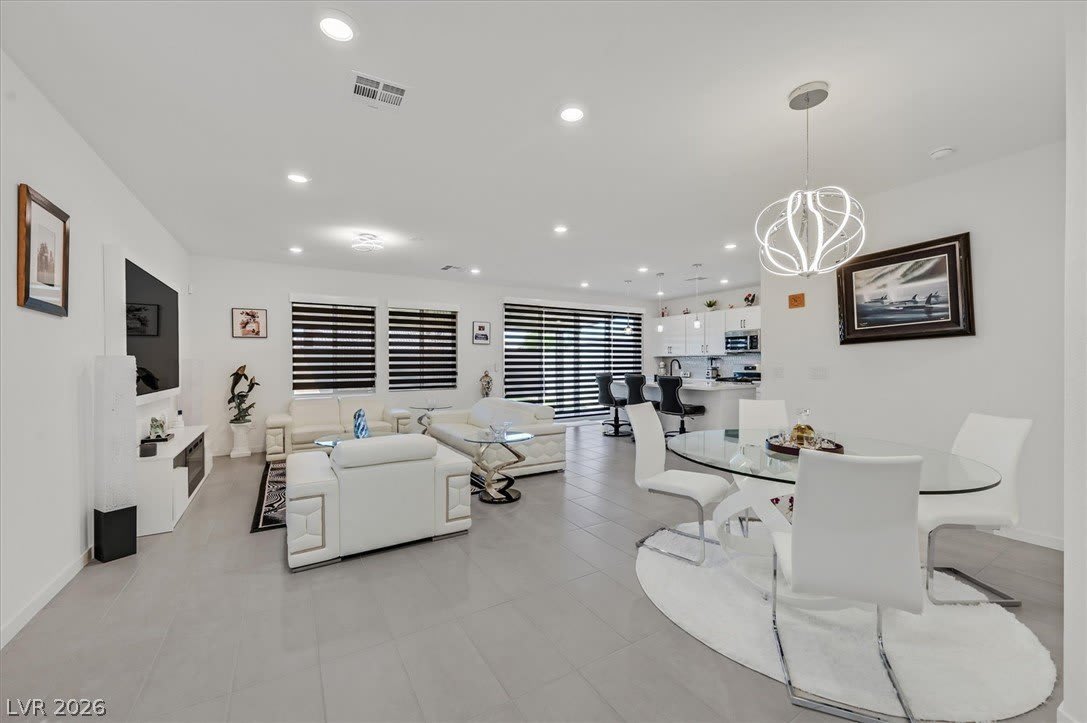 2933 Little Current Road – photo 4