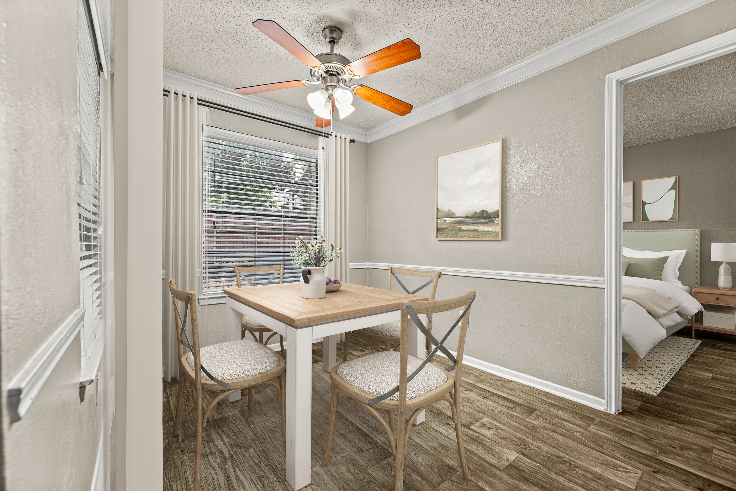 5636 Apartment Homes – photo 4