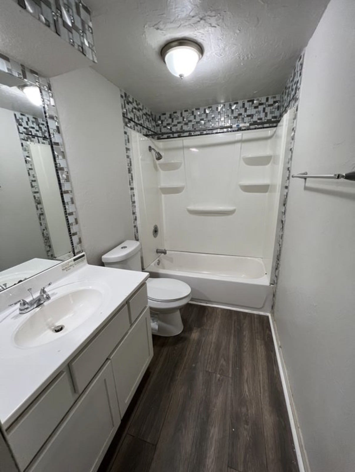 12232 Woodland Hills Dr. – photo 4