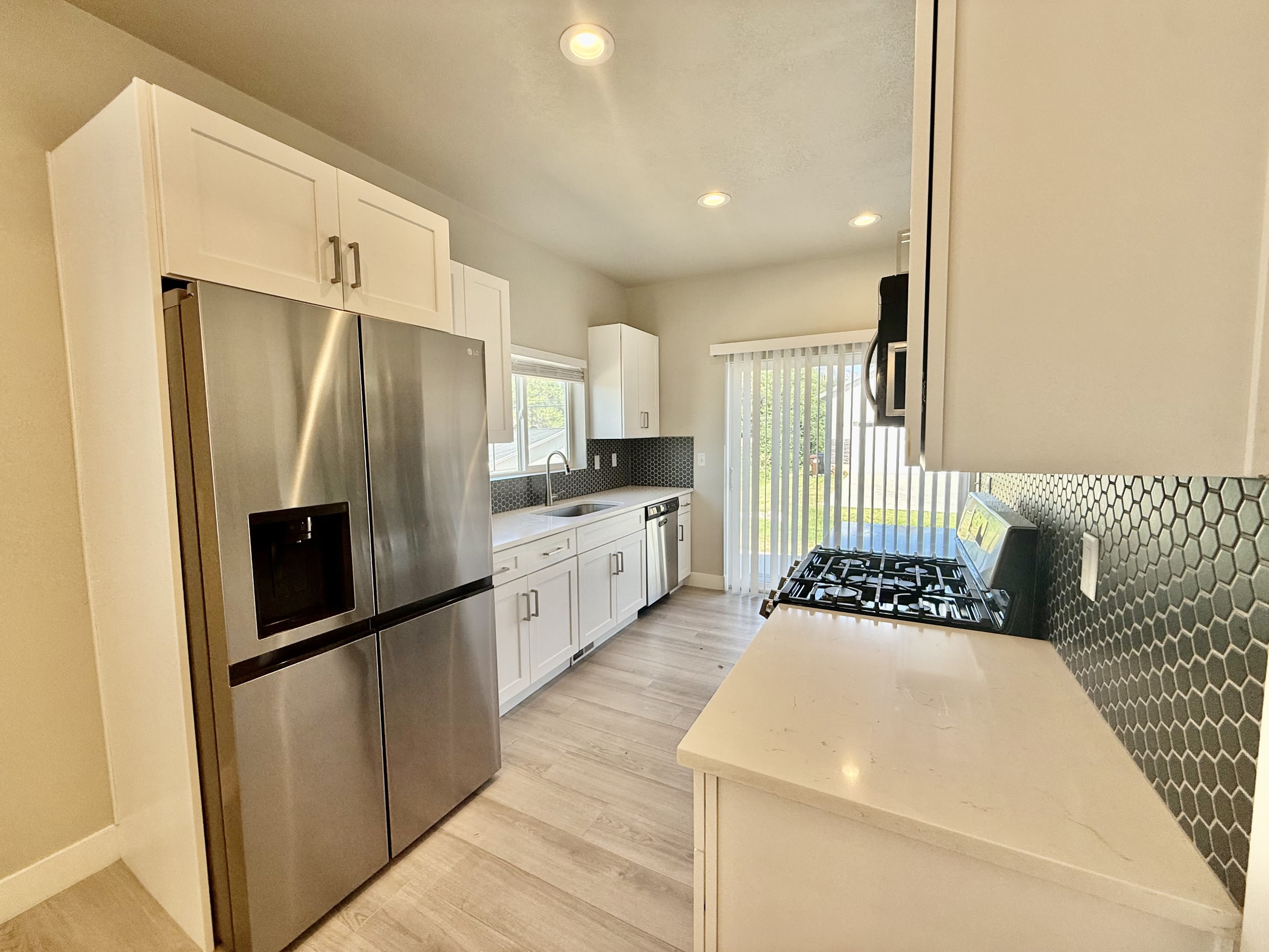 6871 South 190 EastUnit B – photo 3