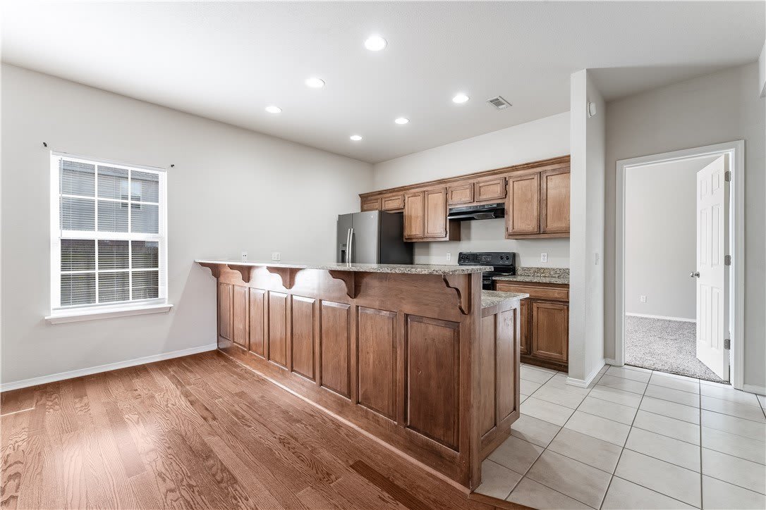 3005 SW Deerfield Boulevard – photo 4