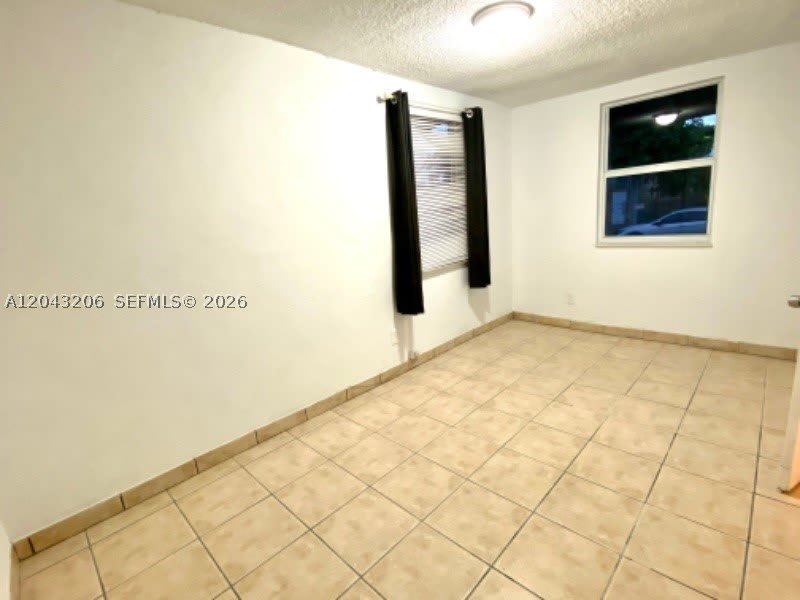 4307 SW 9th ST – photo 4