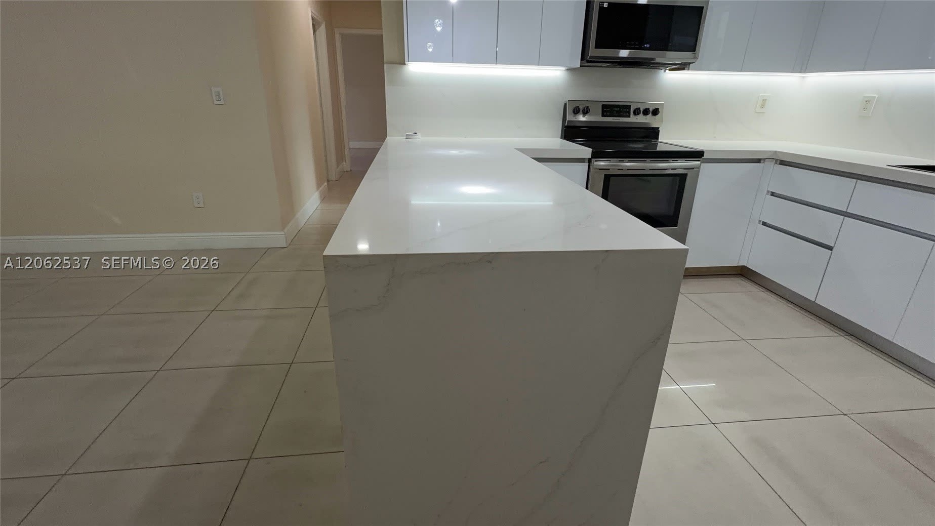 9016 NW 35th Ct – photo 3
