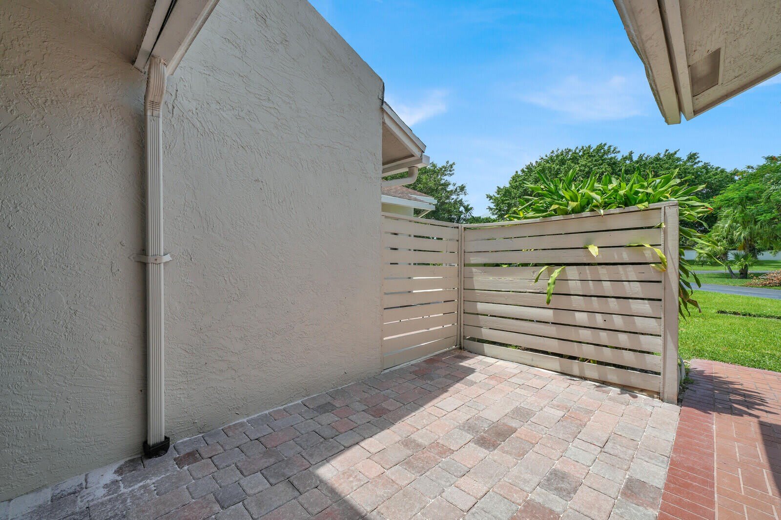 6371 Toulon Drive – photo 2