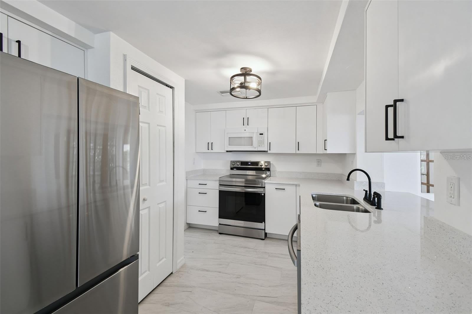 3513 LANDALE Drive – photo 5