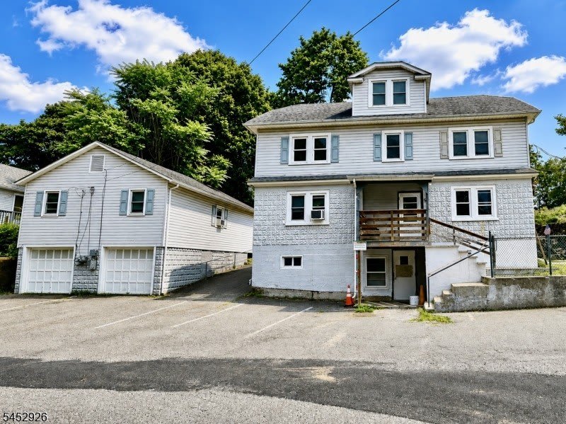 58 Nestor St – photo 1