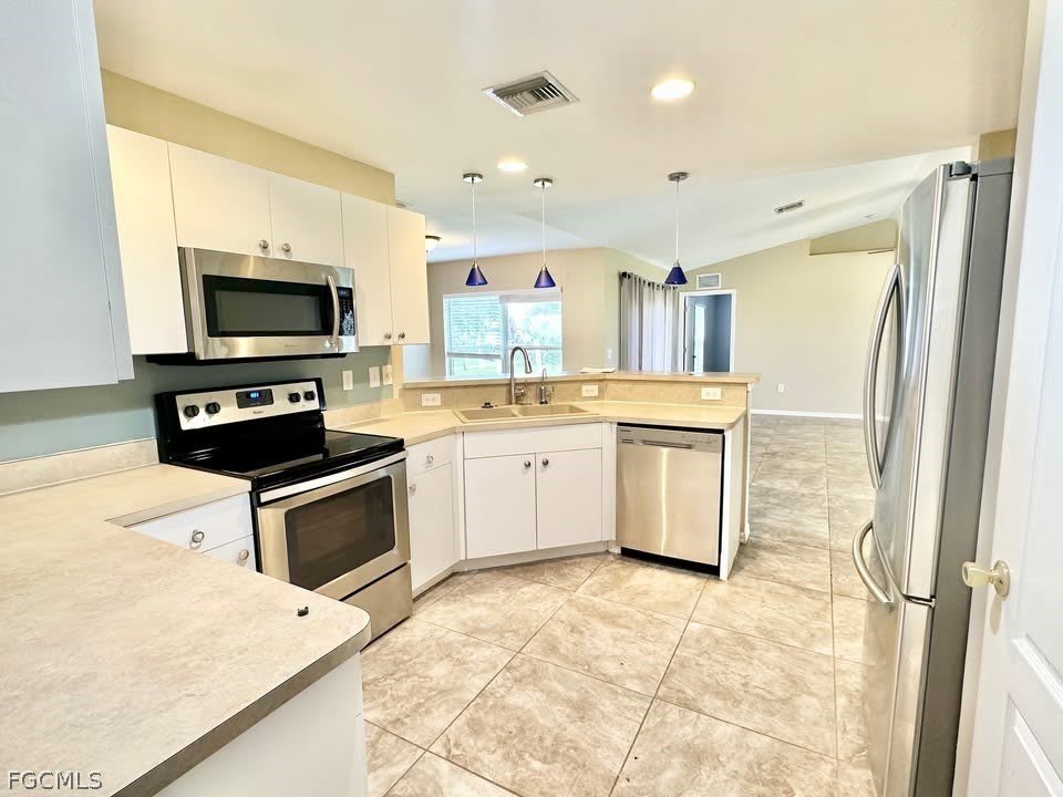 2453 NW 8th Terrace – photo 5