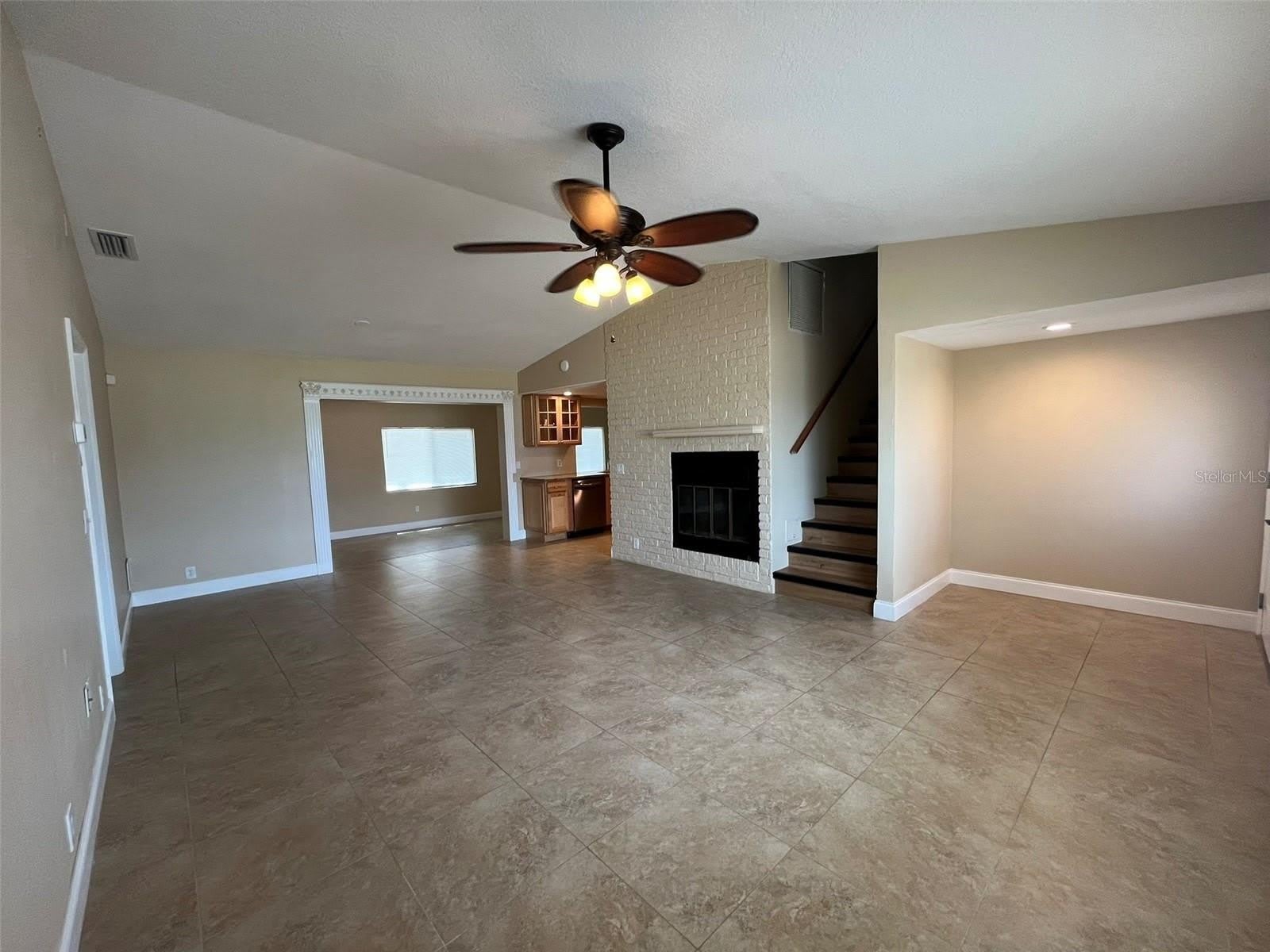 671 SPRING LAKE Boulevard NW – photo 4