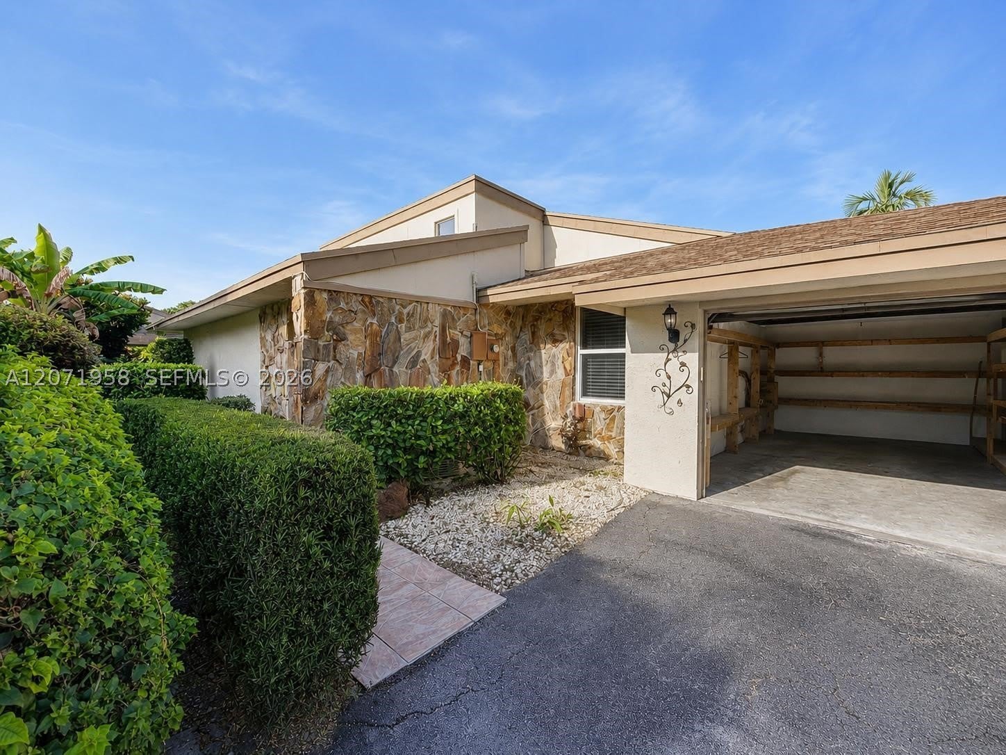 8142 Silver Palm Ct – photo 5
