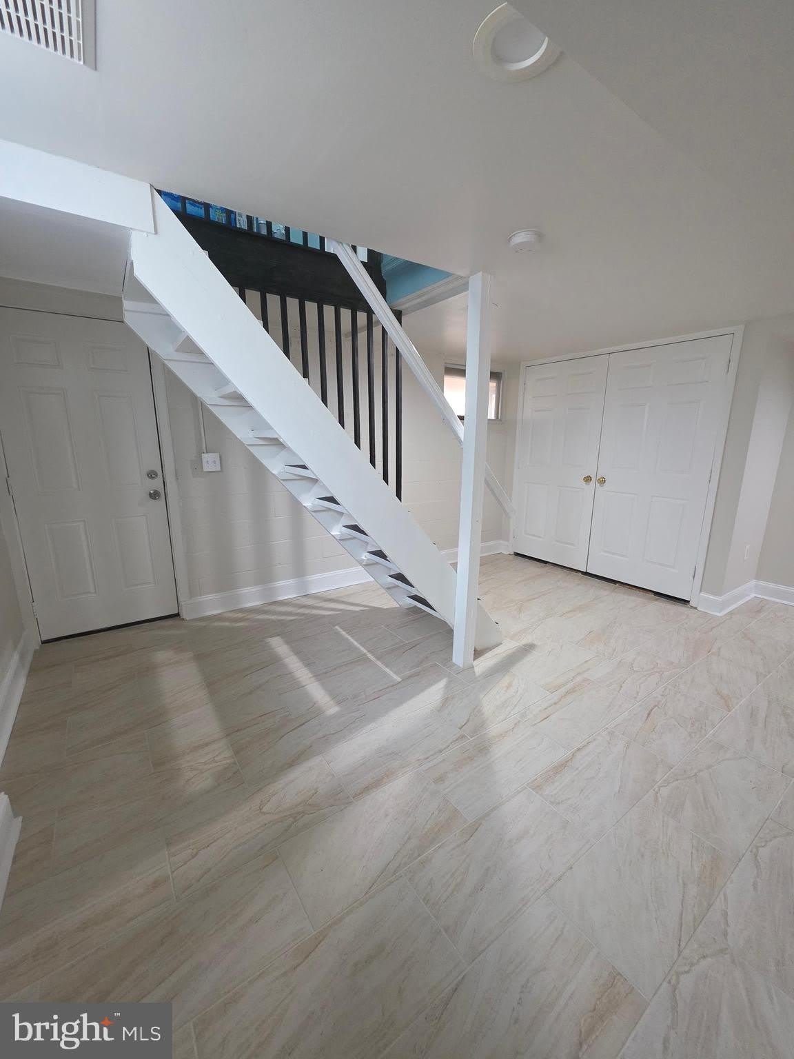 6912 Furness Avenue – photo 3