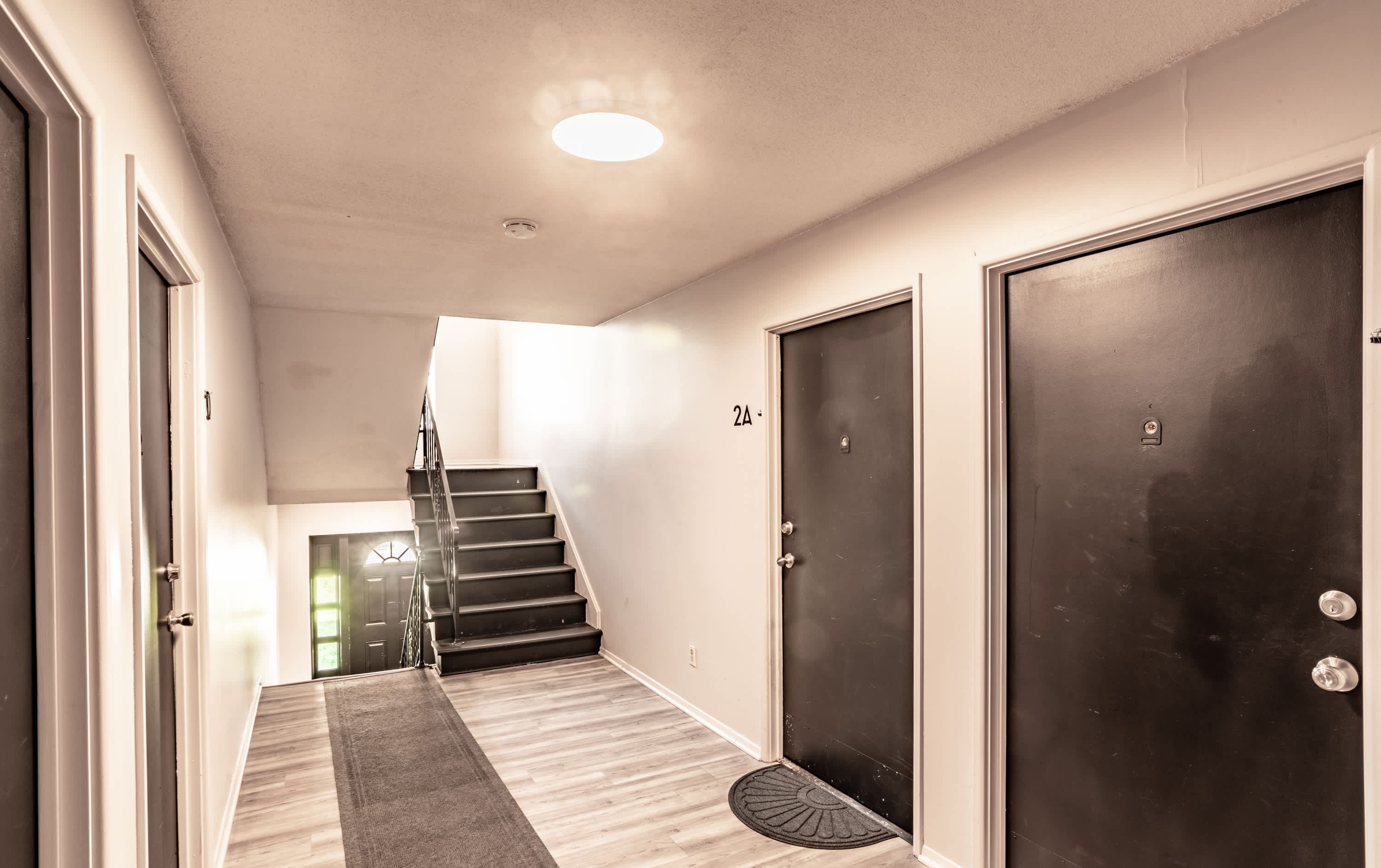 Waldo Plaza Apartments – photo 5