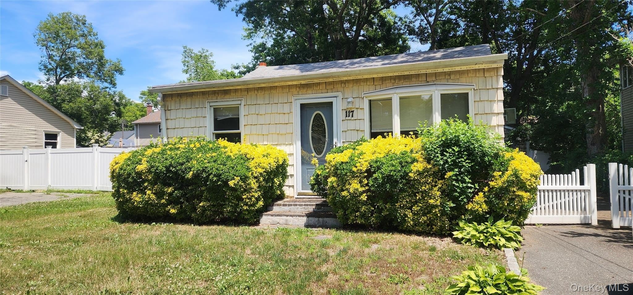 117 Alder Drive – photo 1