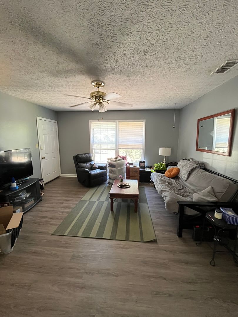 2BR/ 2Bath on Eastside! Available end of July 2026 – photo 4