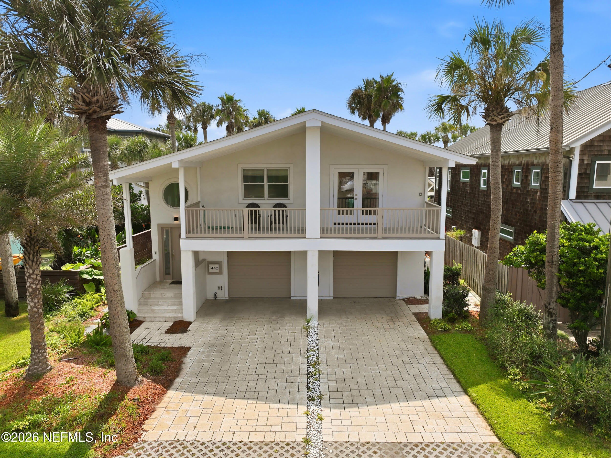 1440 BEACH Avenue – photo 2
