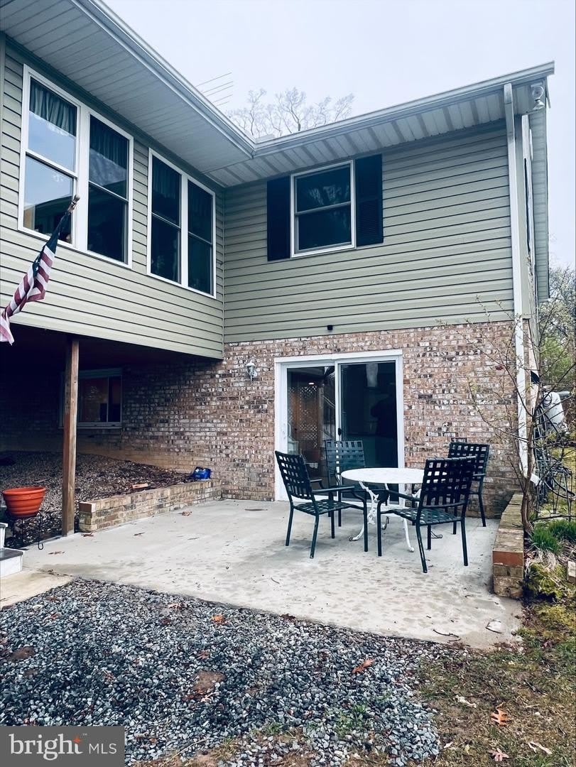 2043 SUE AVE – photo 4
