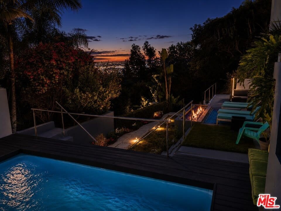 8380 HOLLYWOOD – photo 4