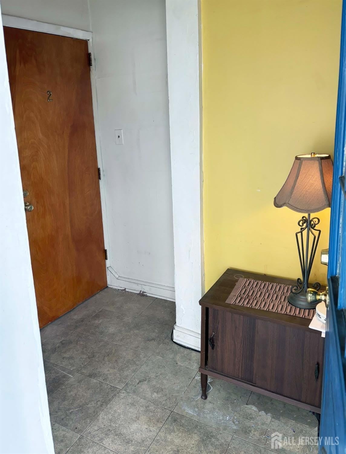 211 S 11 Avenue – photo 2