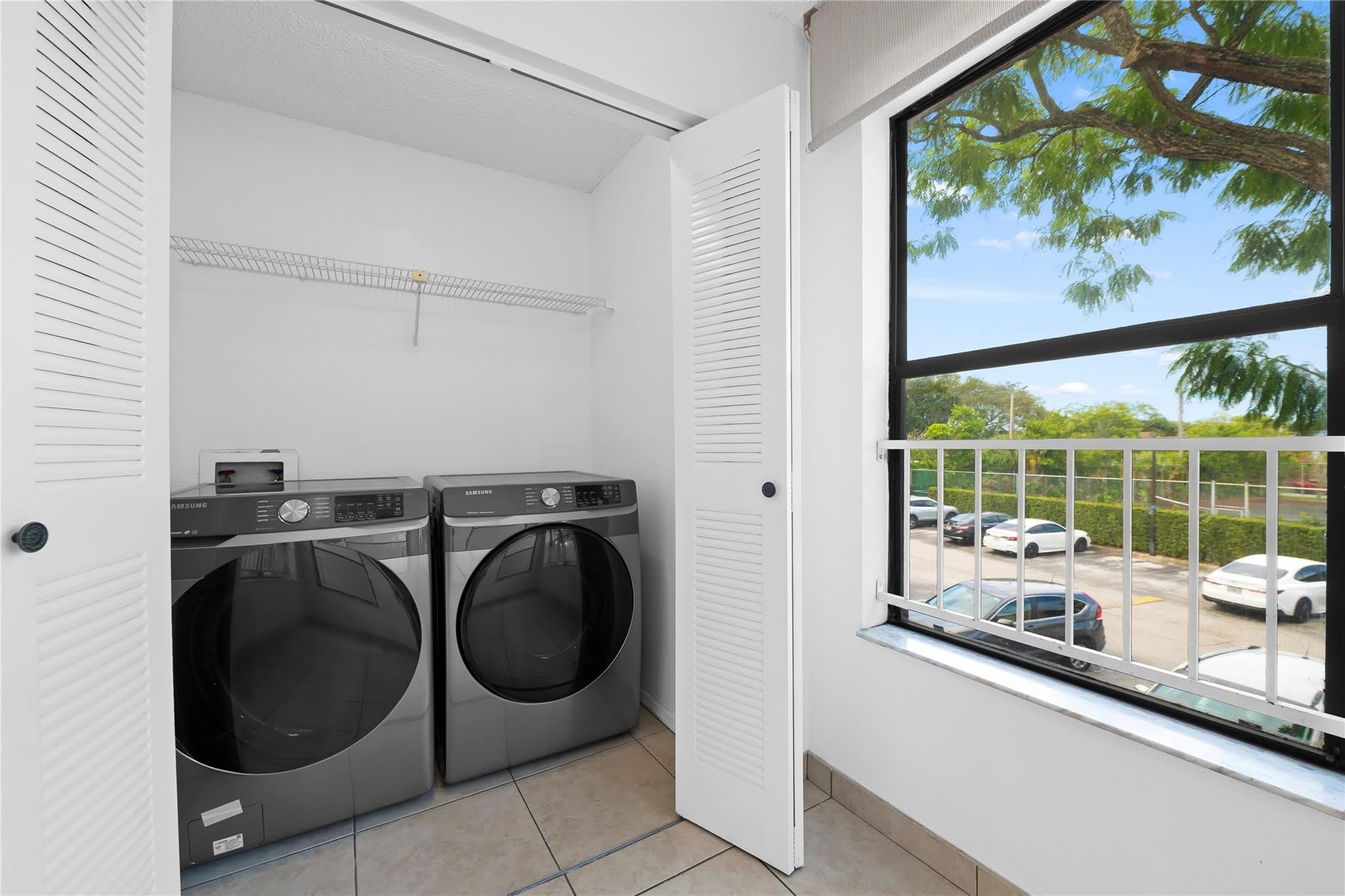 2906 S University Drive – photo 5