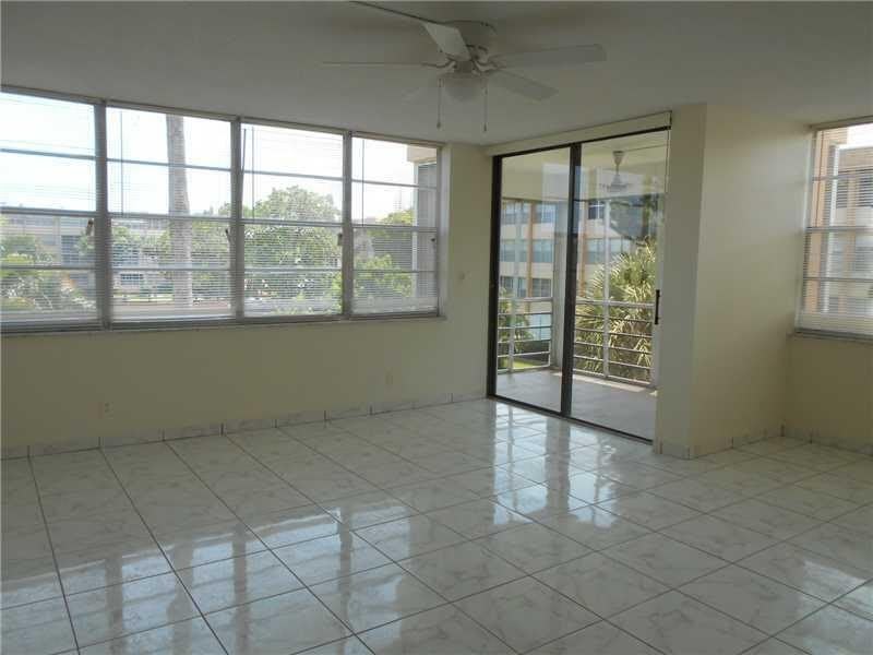 2731 TAFT Street – photo 1