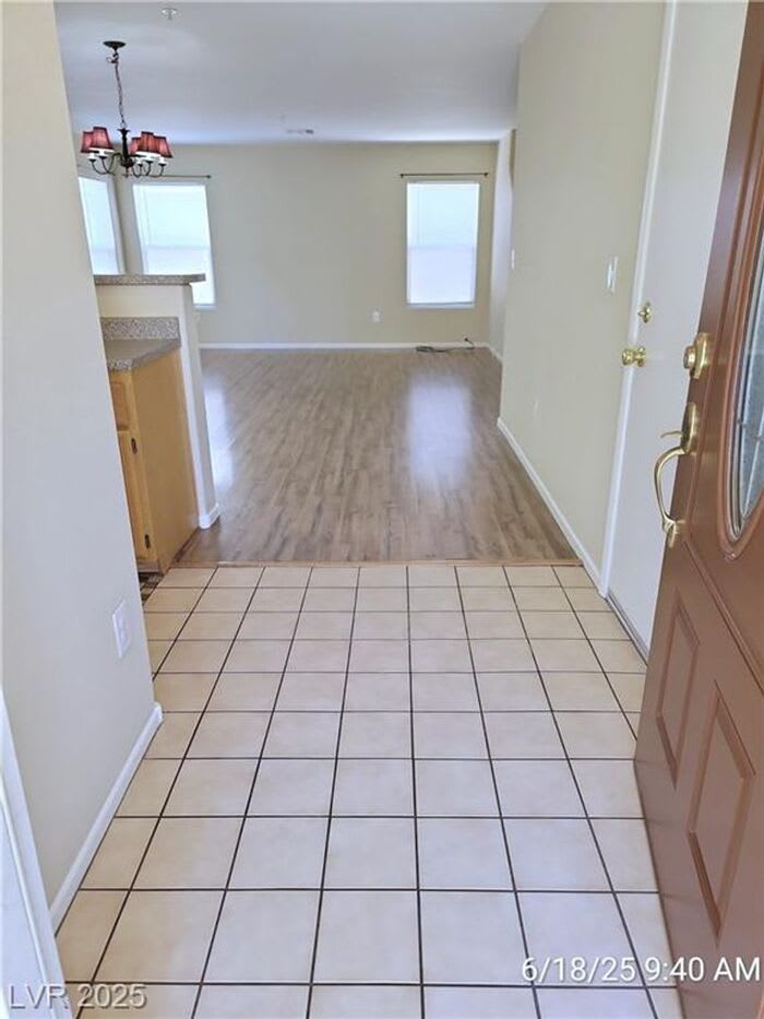 7337 Ribbon Ridge Avenue – photo 3