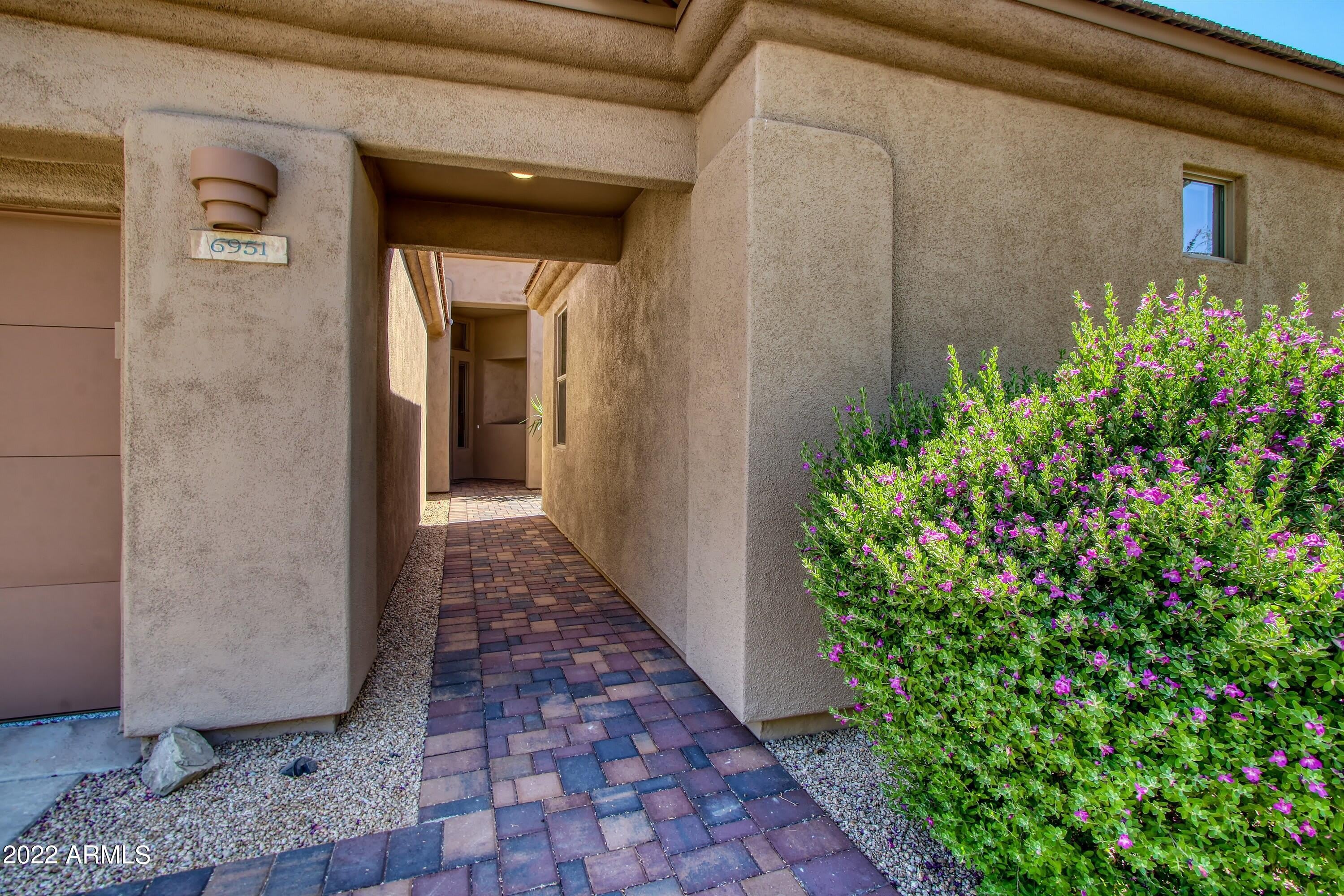 6951 E Hibiscus Way – photo 2