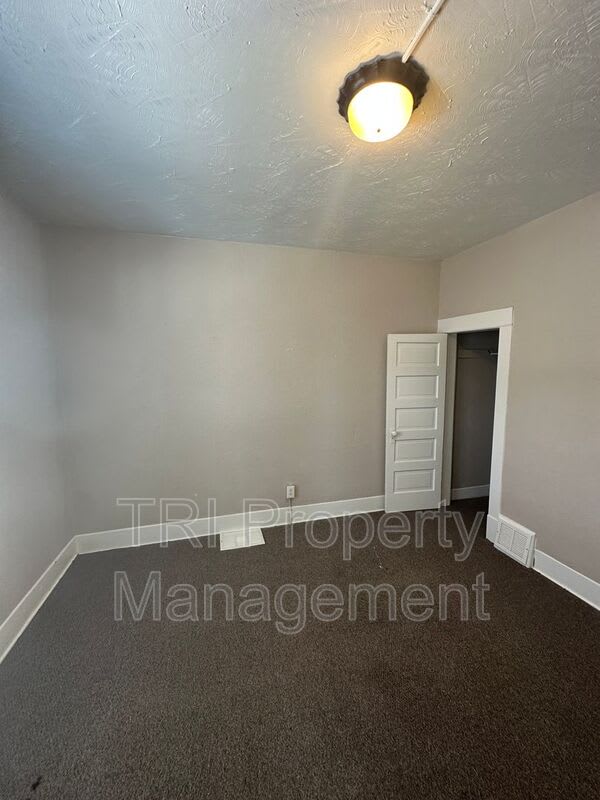 414 13th Ave – photo 3