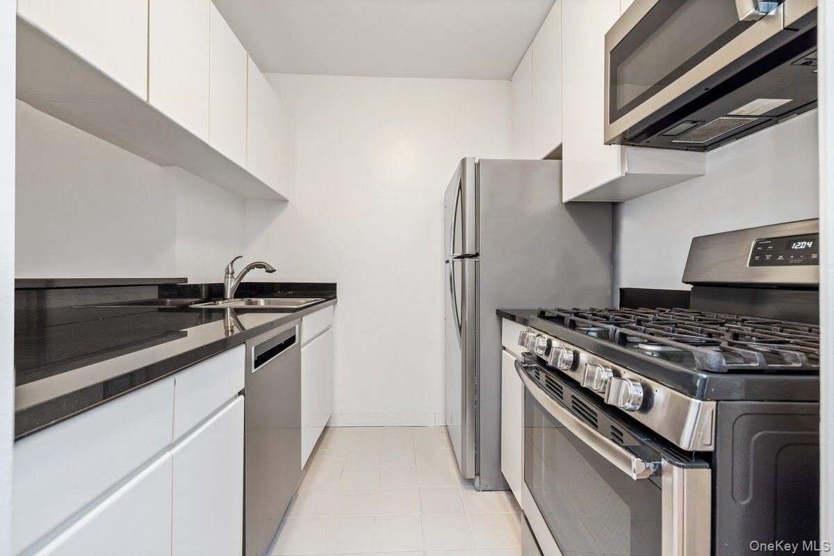 280 PARK Avenue S – photo 3