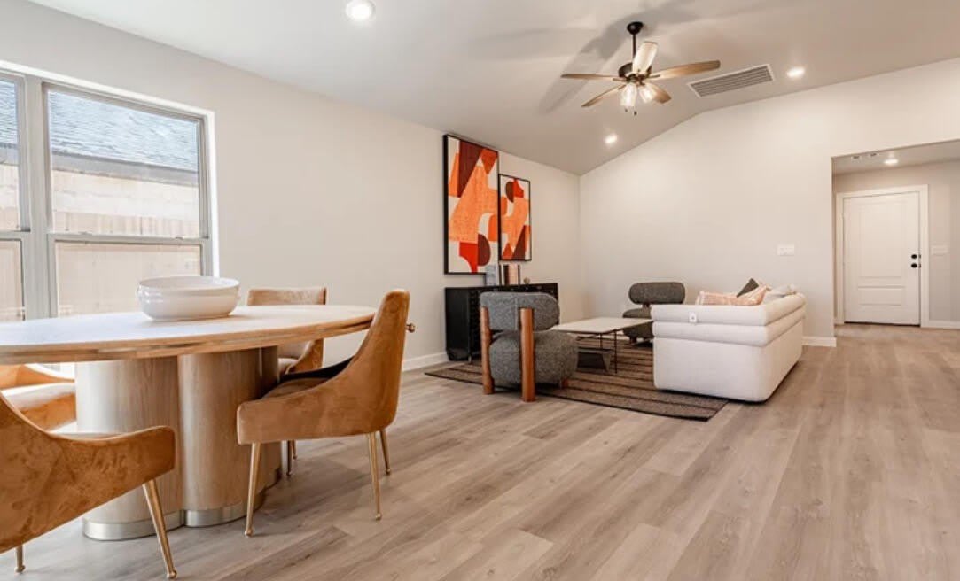616 E 16th Street – photo 5