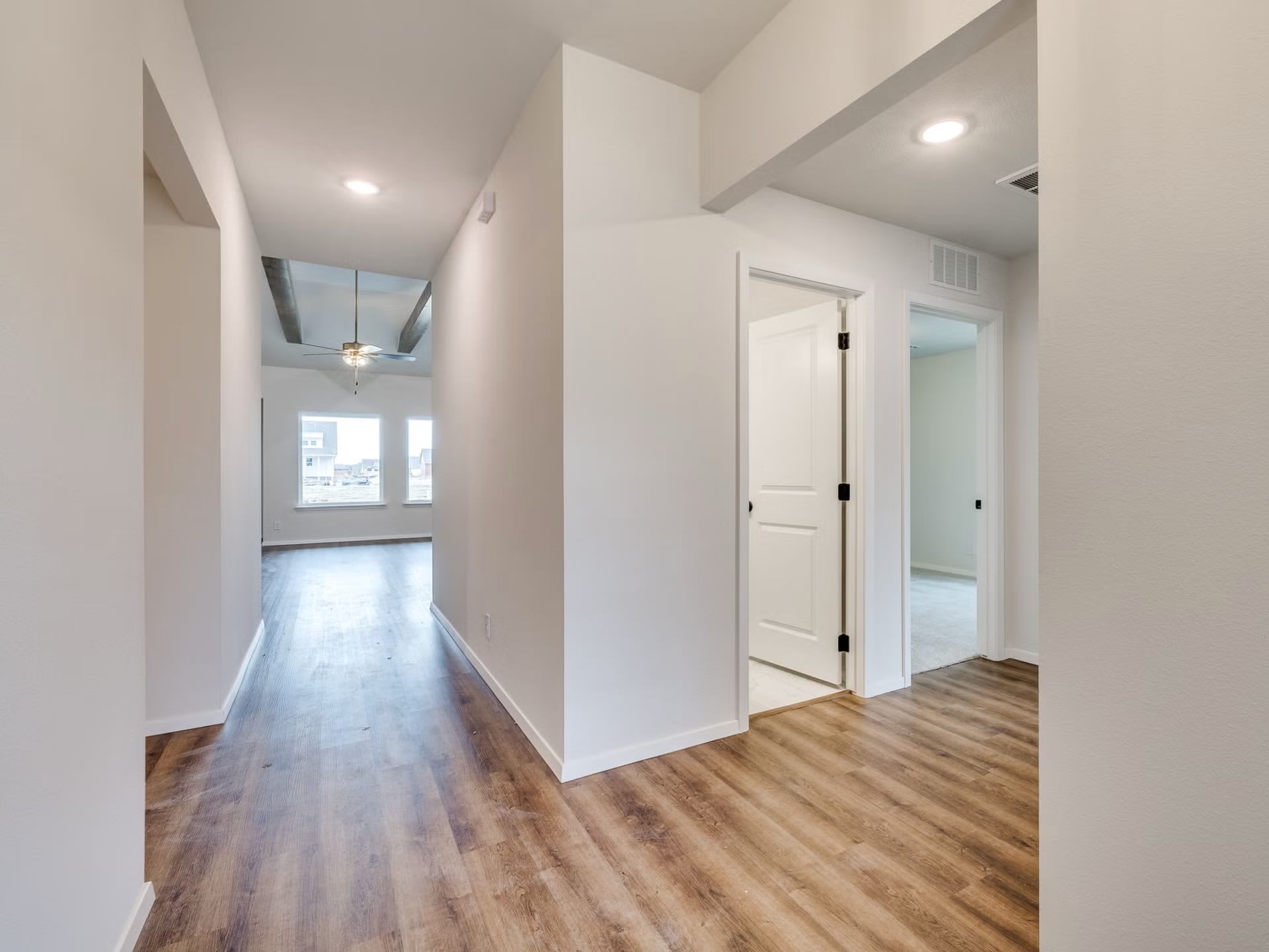 3422 E 153rd St S – photo 2