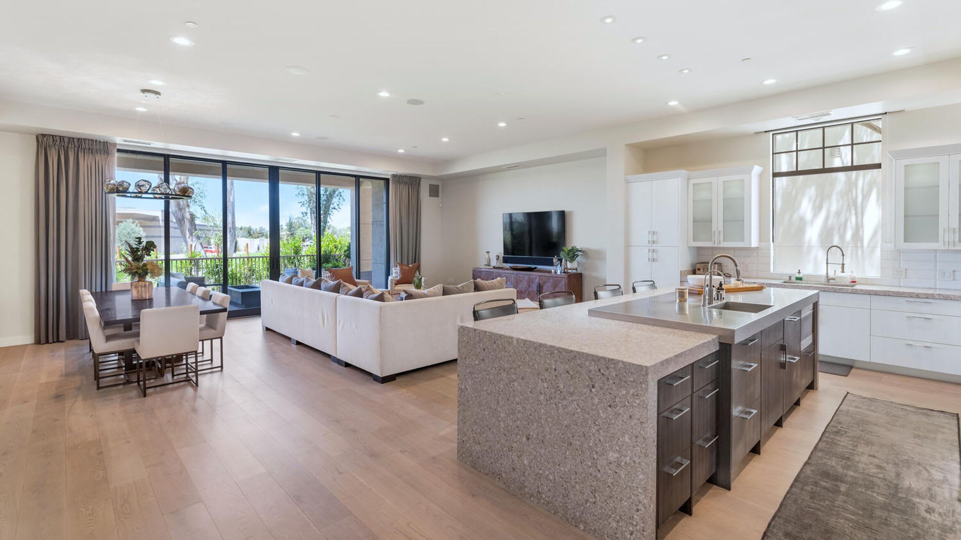 Rates Vary: $12,495 – photo 5