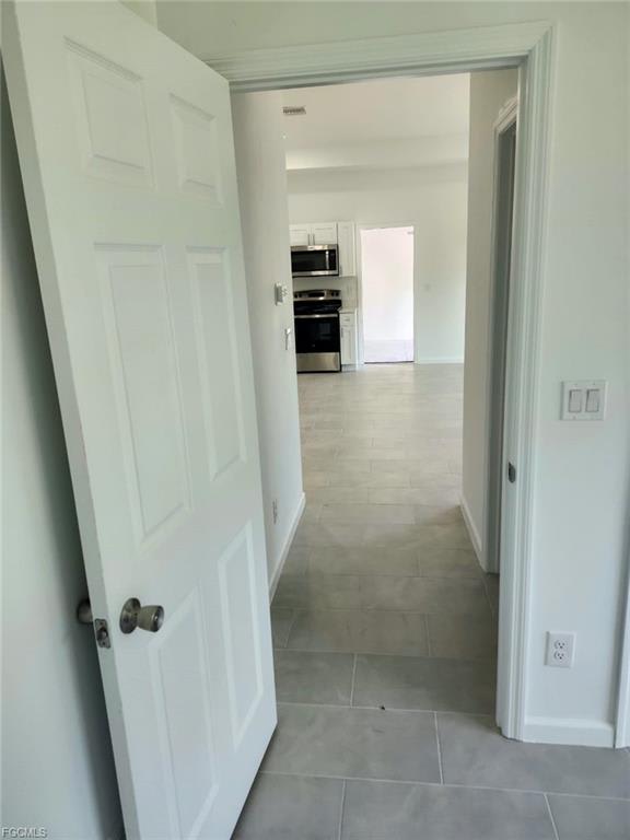 1104 Capri Street East – photo 3
