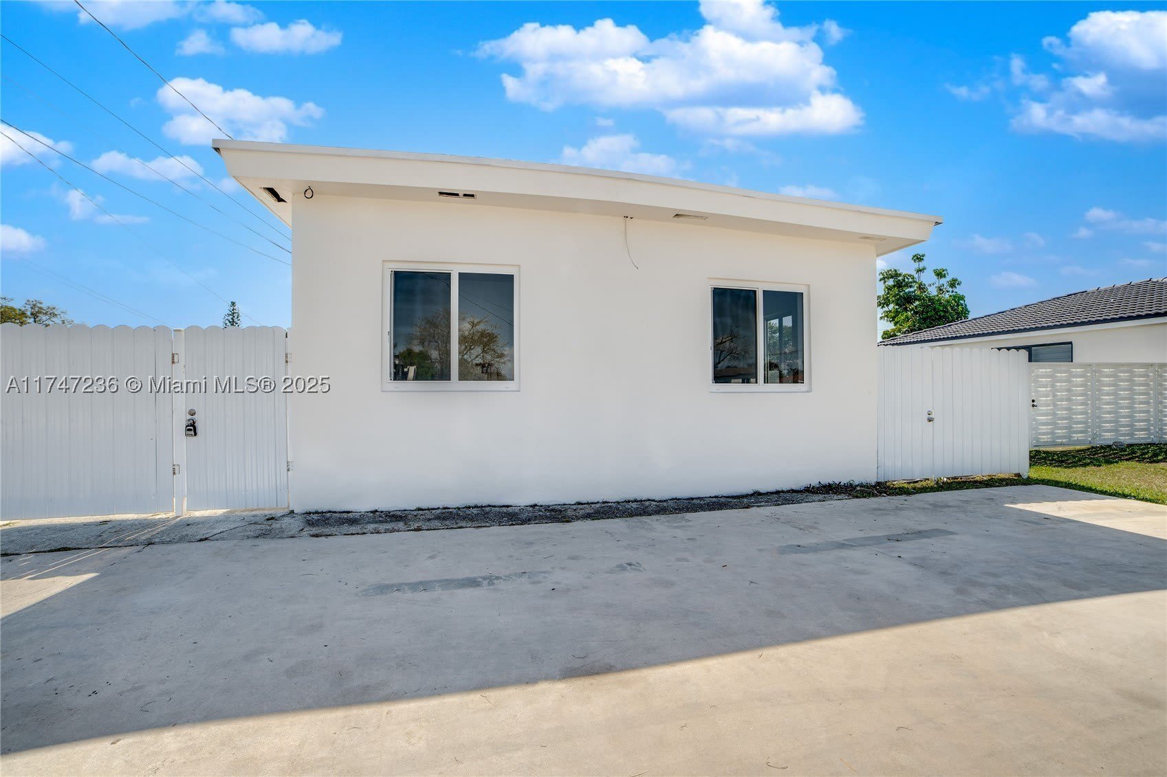 10272 SW 178th St – photo 3
