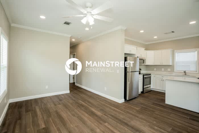 1300 43rd Street South – photo 4