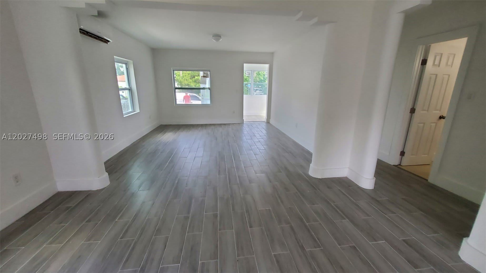 560 Nw 53Rd St – photo 2