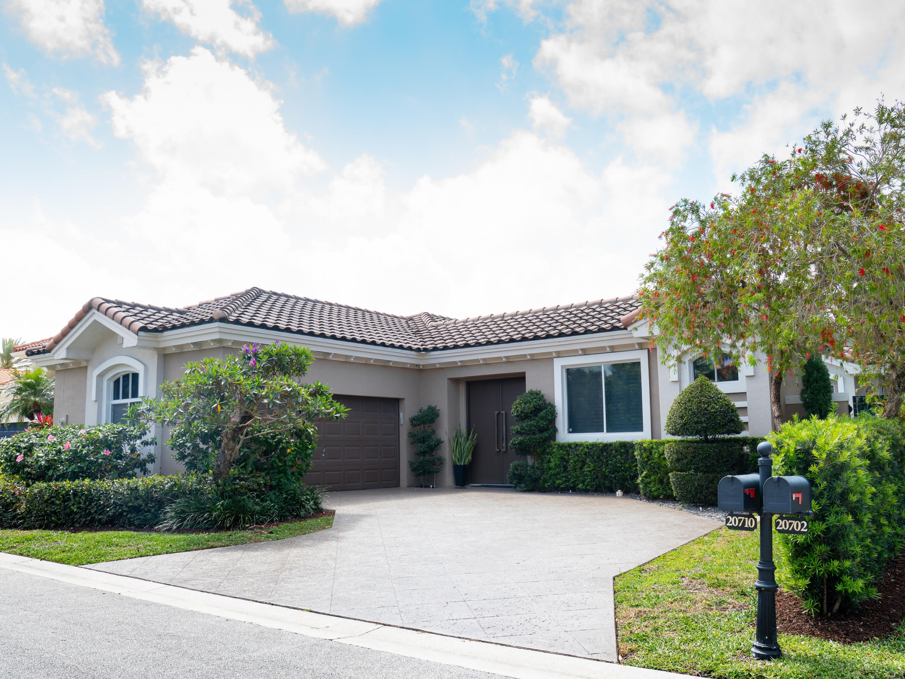 20710 NW 29th Avenue – photo 3