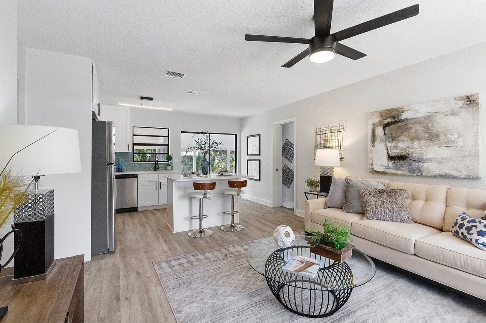 Welcome To Your New Bright Cheerful Updated Home – photo 2